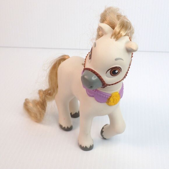 Disney Royal Princess Carriage Pony Lot Cinderella Repunzel Beauty & The Beast - Picture 2 of 12